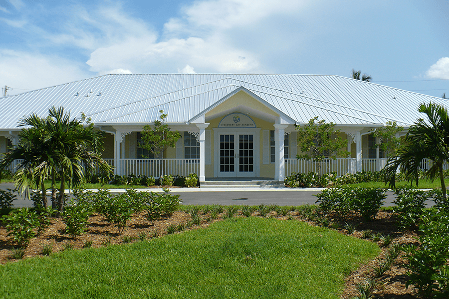 Clewiston School Exterior